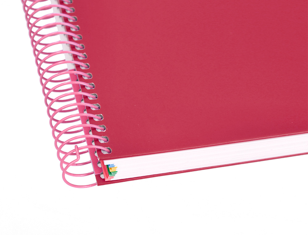 CUADERNO ESPIRAL A5 MICRO ANTARTIK TAPA FORRADA120H 90 GR CUADRO 5MM 5 BANDAS6 TALADROS COLOR FRAMBUESA