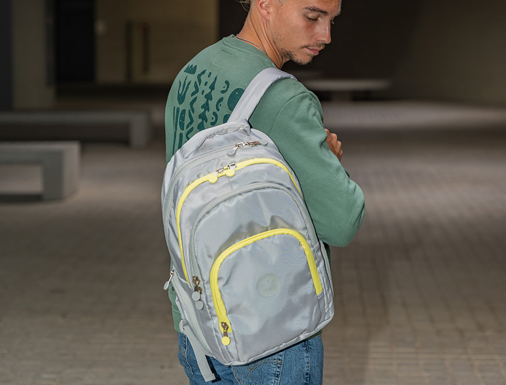 MOCHILA ANTARTIK FUSION FLEX MULTIBOLSILLO GRIS 19L 450X180X300 MM