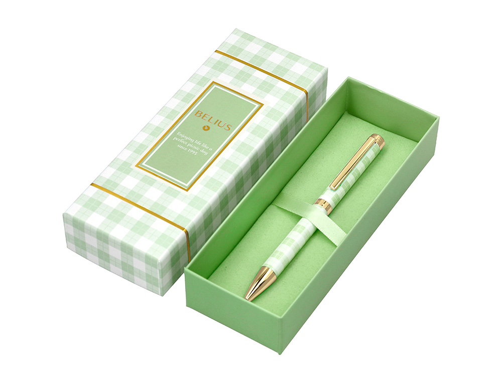 BOLIGRAFO BELIUS PICNIC ALUMINIO COLOR VERDE DORADO TINTA COLOR AZUL CAJA DE DISEÑO