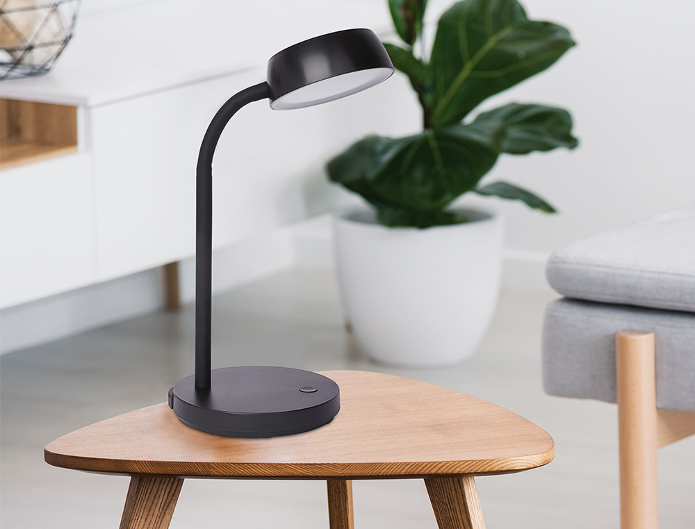 LAMPARA DE ESCRITORIO MAUL LED ABBY COLOR NEGRO 155X320X155 MM