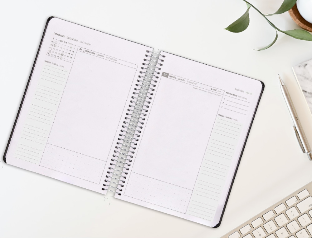 AGENDA ESPIRAL ANTARTIK HERE AND NOW A5+ 2026 DA PGINA MORADO PAPEL 80G FSC