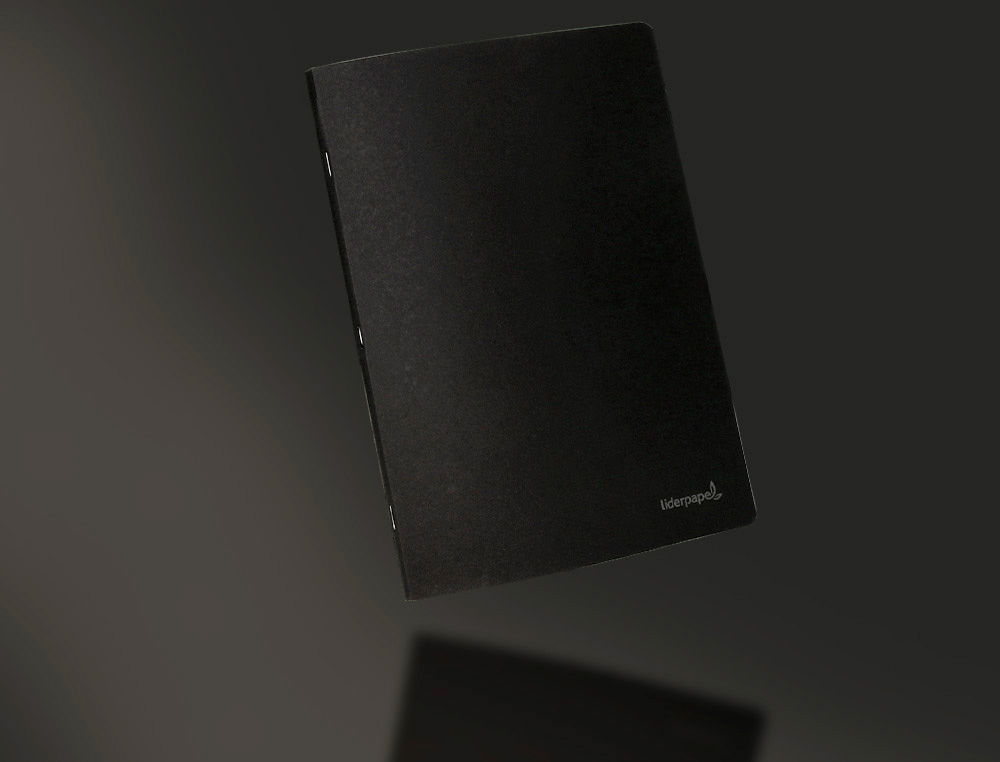 LIBRETA LIDERPAPEL TAPA NEGRA A4 80 HOJAS 60G/M2 CUADRO 5MM CON DOBLE MARGEN