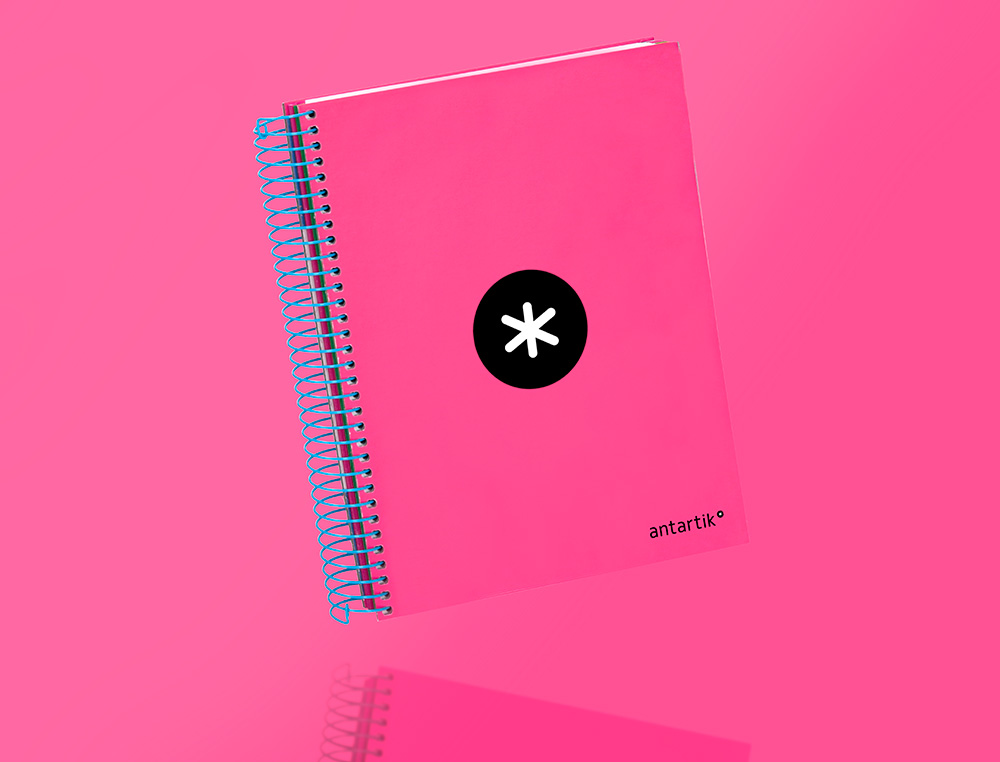 CUADERNO ESPIRAL A5 MICRO ANTARTIK TAPA FORRADA 120H 100 GR HORIZONTAL 5 BANDAS 6 TALADROS COLOR ROSA