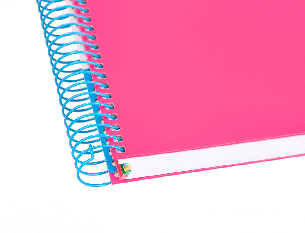 CUADERNO ESPIRAL A5 MICRO ANTARTIK TAPA FORRADA 120H 100 GR HORIZONTAL 5 BANDAS 6 TALADROS COLOR ROSA