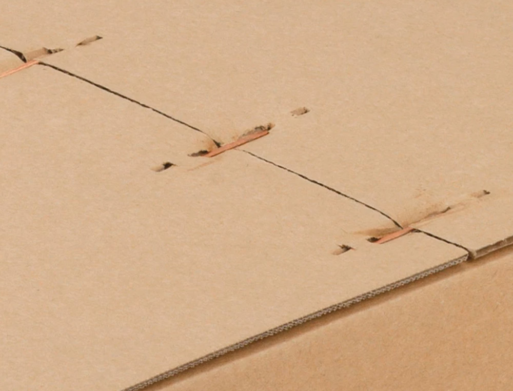 GRAPAS CARLIN N 22/6 24/6 COBREADAS CAJA DE 1000 UNIDADES
